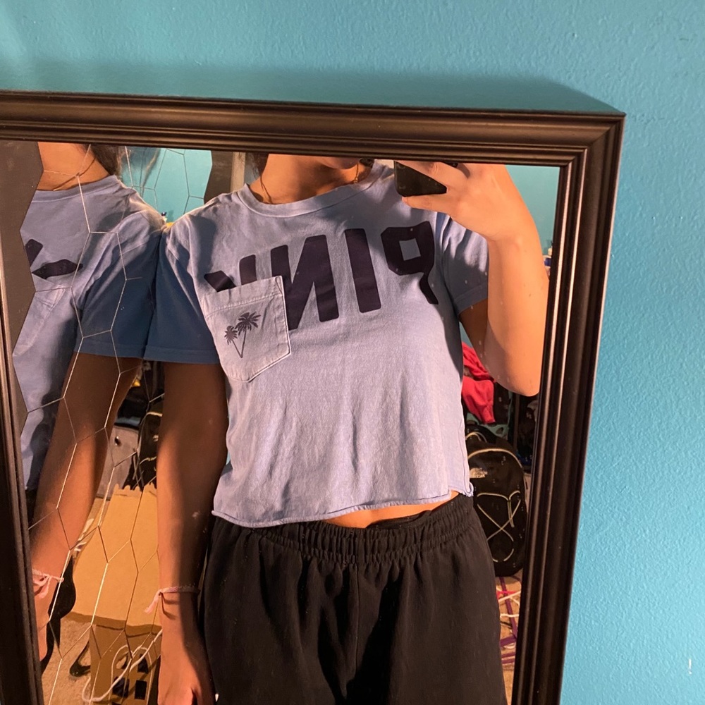 Crop top tee